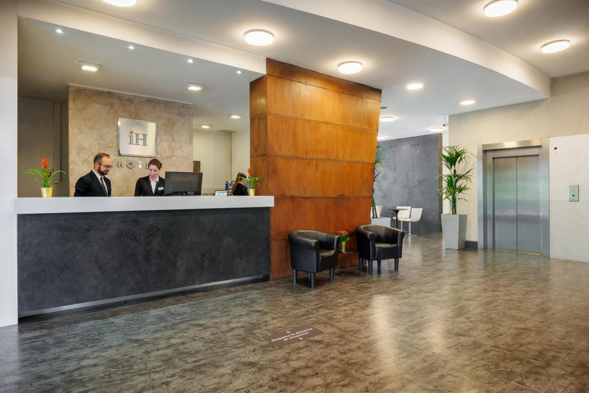 Ih Hotels Milano Lorenteggio — Photos 3