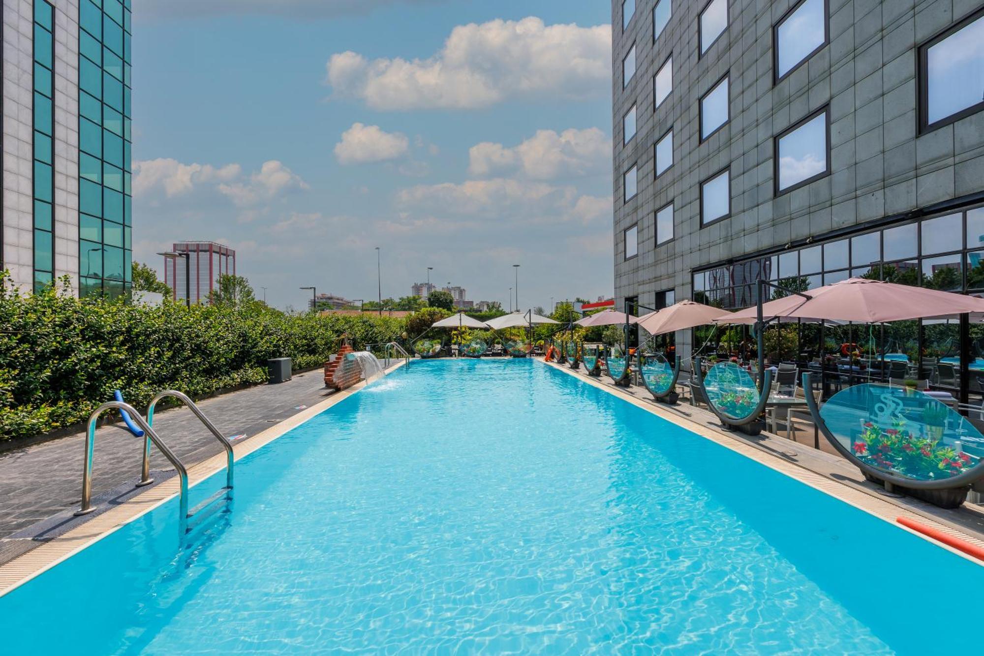 Ih Hotels Milano Lorenteggio — Photos 1